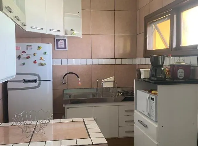 Apartamento 1 Quadra Da Praia!